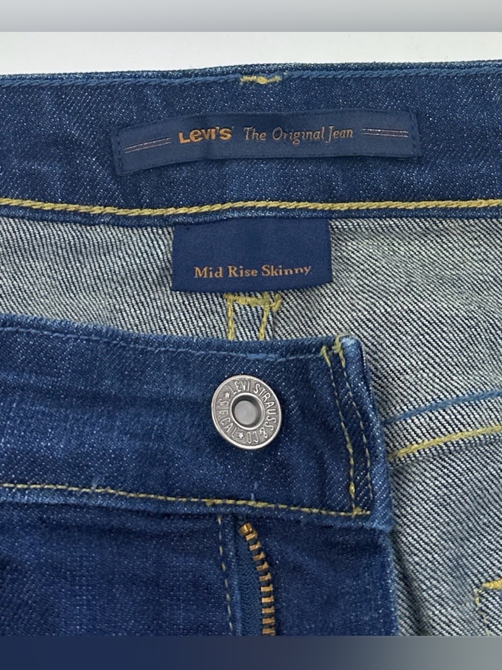 Levis The Original Mid Rise Skinny Womens Size 14M 32x31 Dark Blue Jeans Stretch - Picture 3 of 11